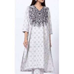 Khaadi Women's 100% Cotton Dobby Floral V-Neck 3/4 Sleeves Kurta Top - Sz 10